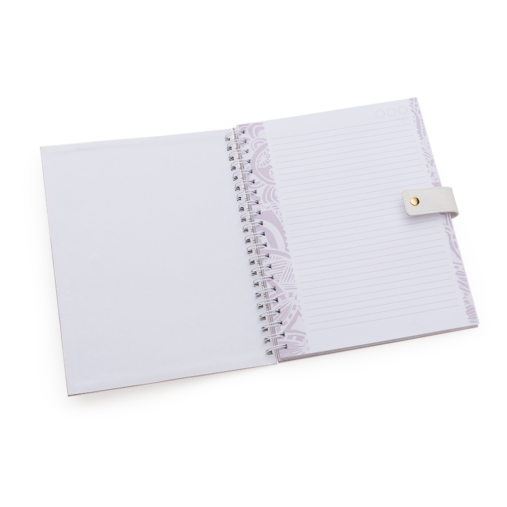 Caderno com Fechamento em Botão